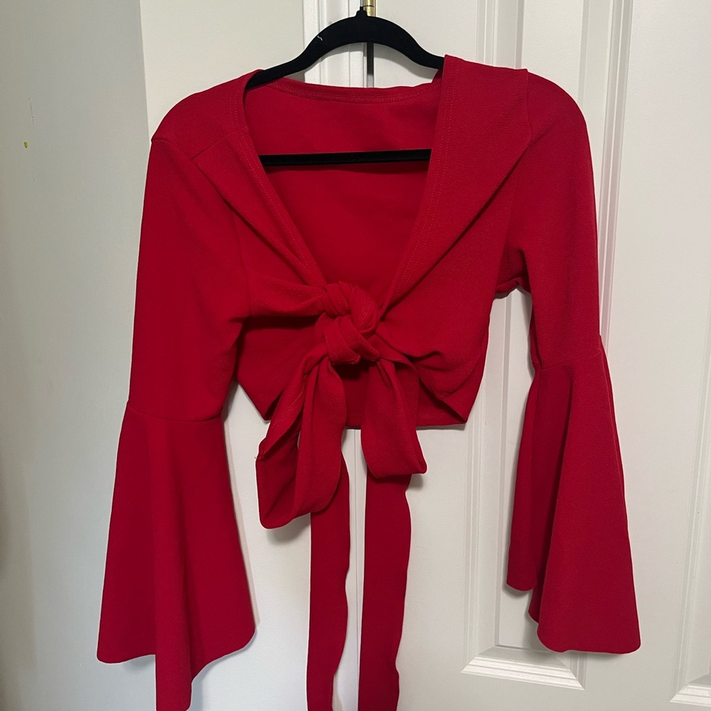 Women’s cropped long sleeve